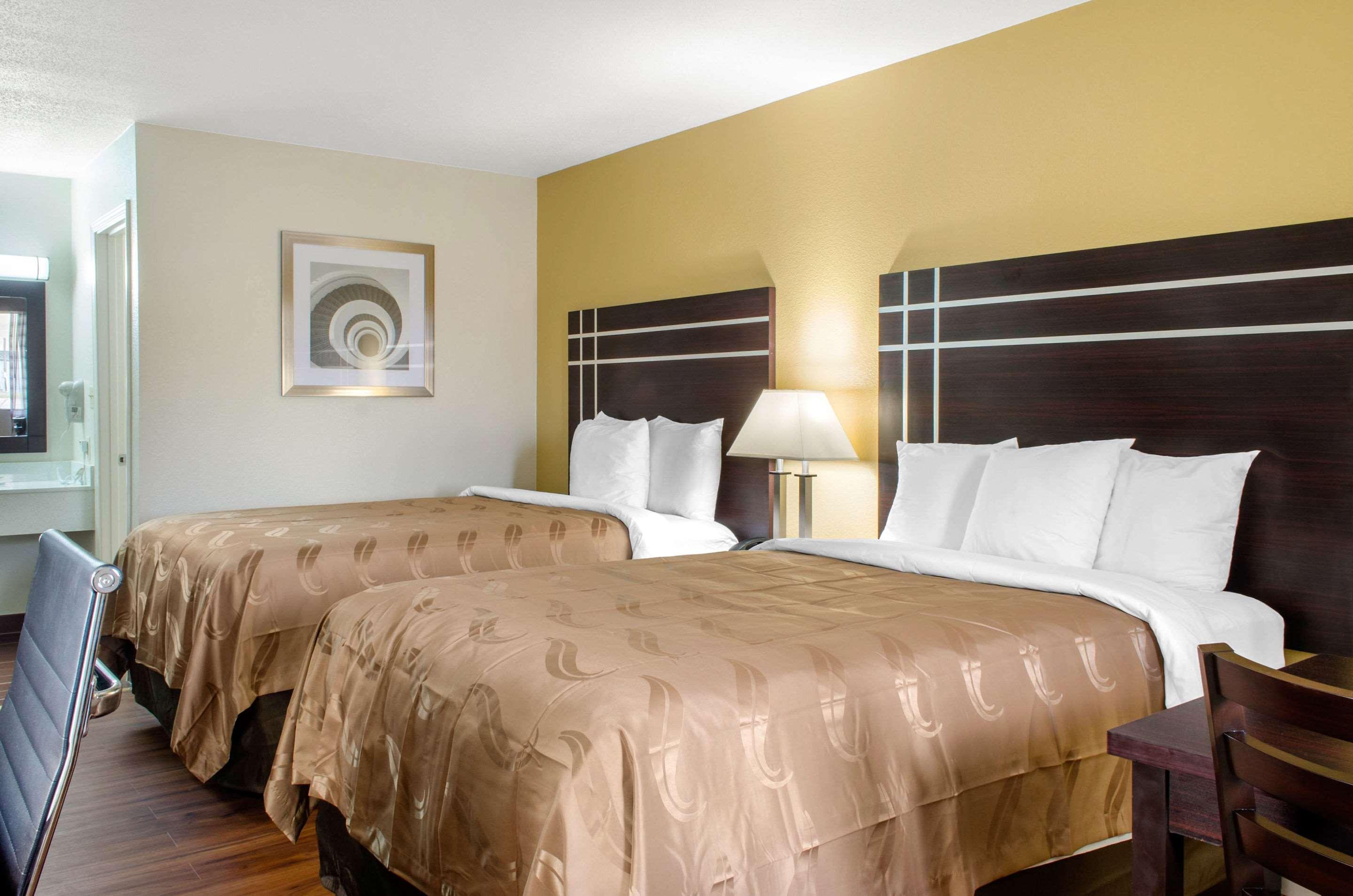 Quality Inn McComb Exterior foto