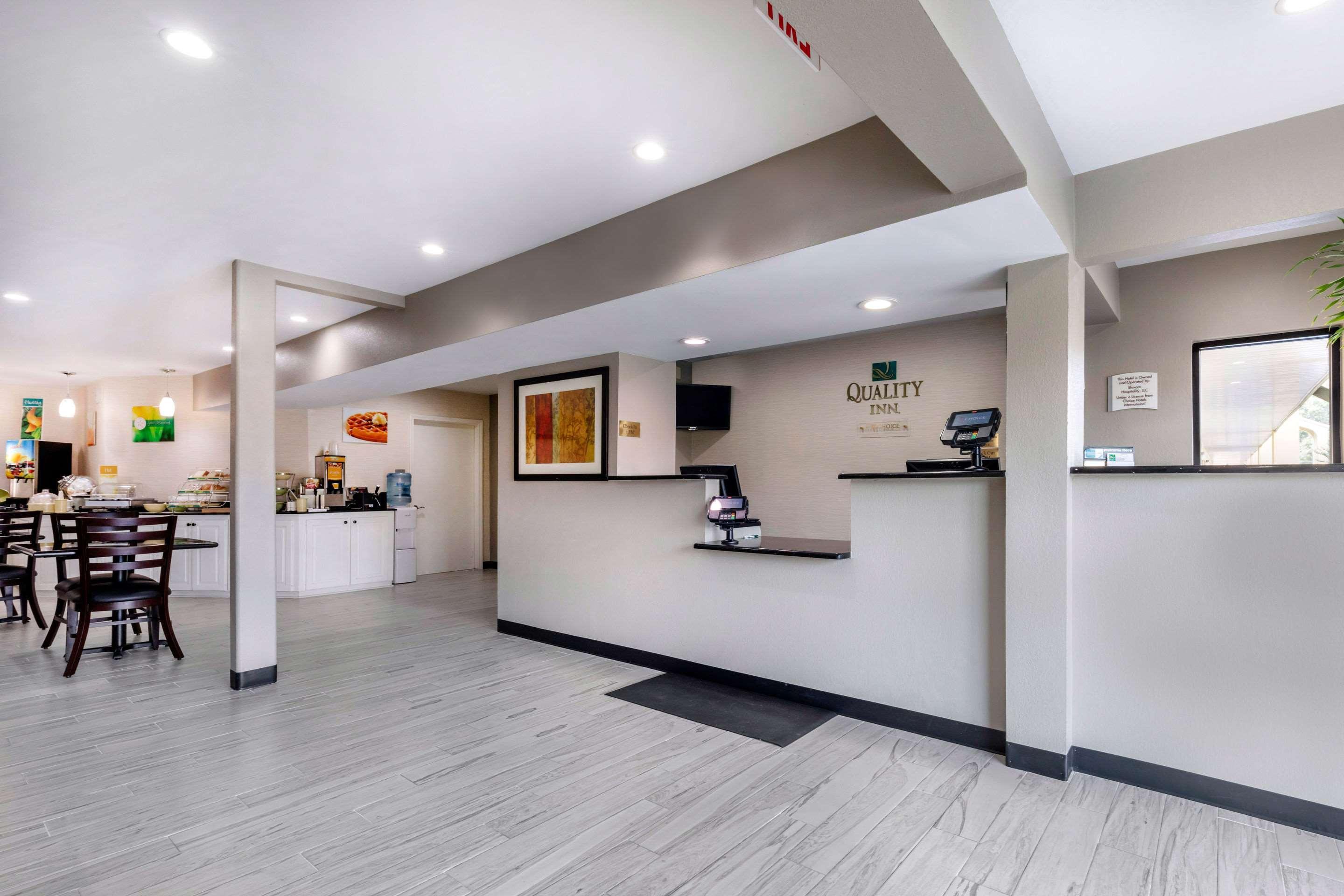 Quality Inn McComb Exterior foto