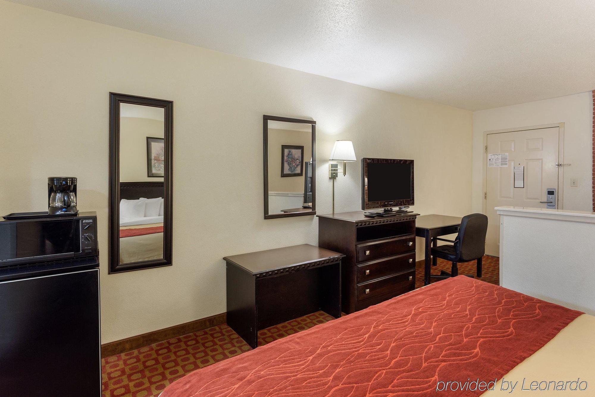 Quality Inn McComb Exterior foto