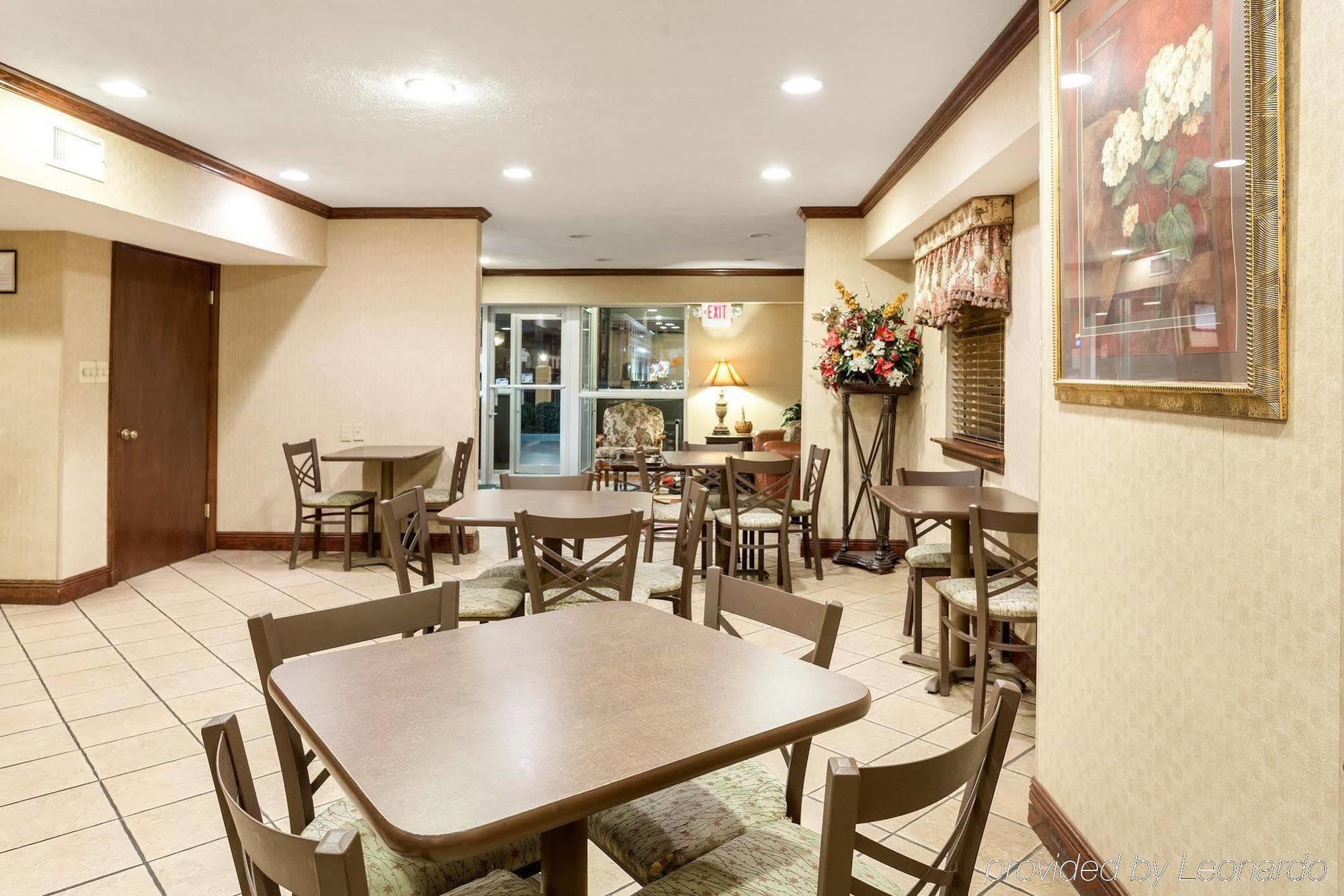 Quality Inn McComb Exterior foto