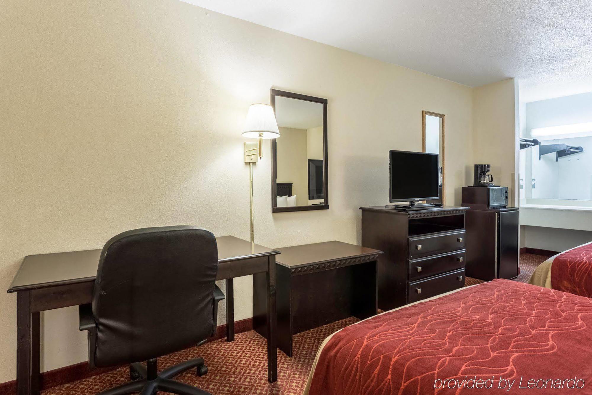 Quality Inn McComb Exterior foto